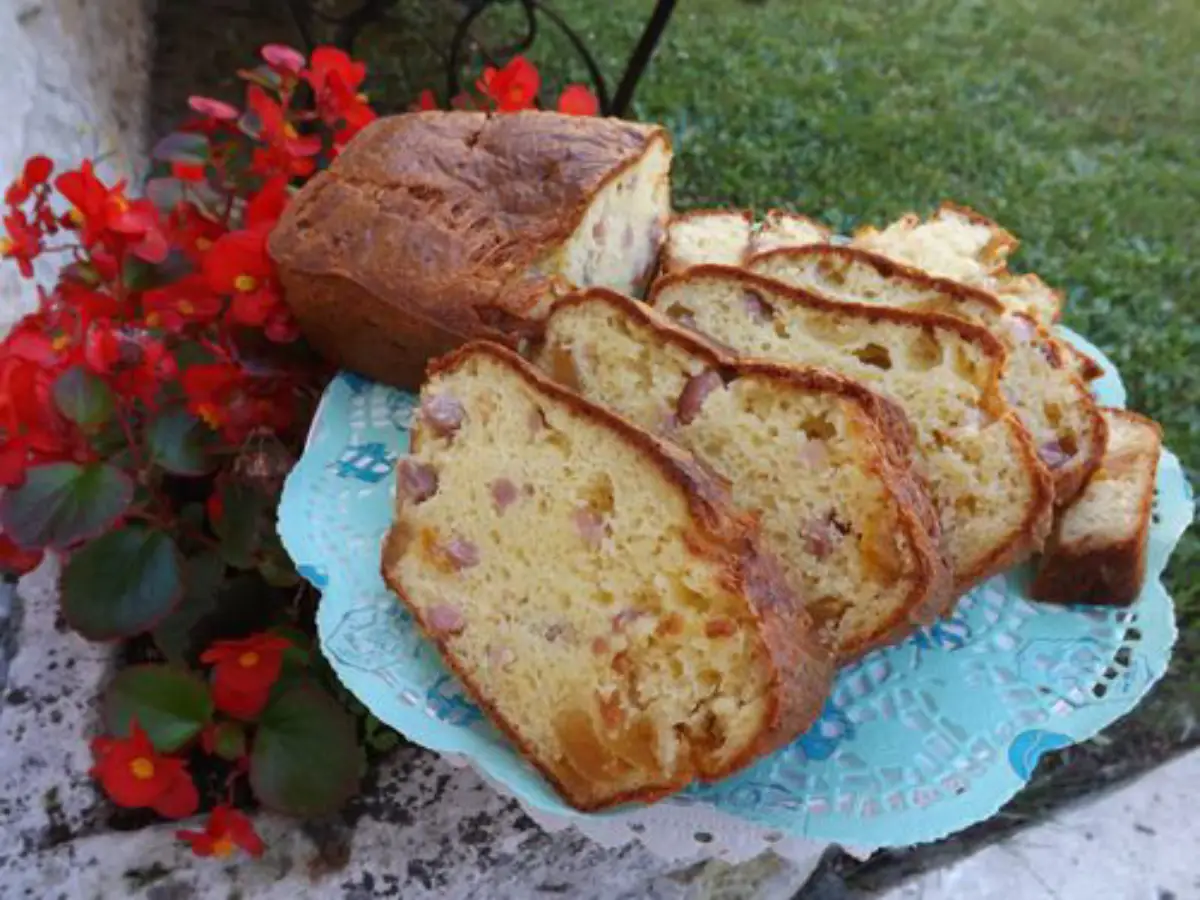 Cake aux lardons fumés : Recette facile en 9 étapes