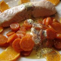 Pavé de saumon savoureux aux carottes et crème clémentine (facile en 9 étapes)