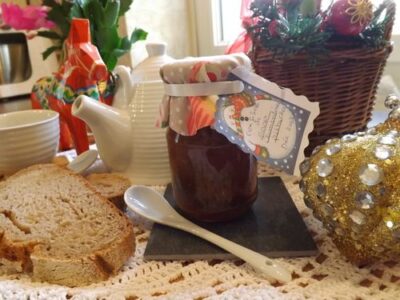 Recette facile : Confiture de poires, clémentines et pistaches en 8 étapes