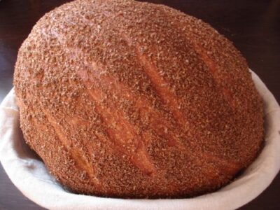 Pain savoureux à l’épeautre, au seigle et pané au son de blé