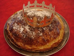 <strong>Galette des rois à la crème de noisettes et aux pommes</strong>