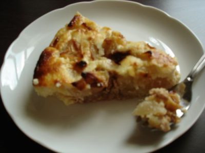 Recette facile : Moelleux aux pommes, brousse et carambars en 5 étapes