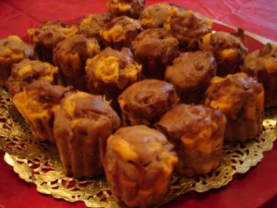 Muffins savoureux à la farine de châtaignes et lardons
