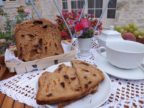 Recette facile : Pain gourmand aux abricots et chocolat