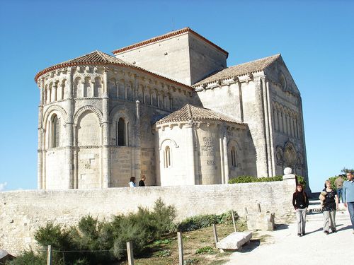 Découvrez l'Authentique Promenade à Talmont-sur-Gironde