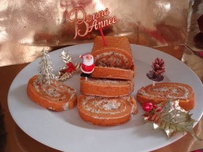 Roulé à la tomate et saumon : Recette facile et savoureuse