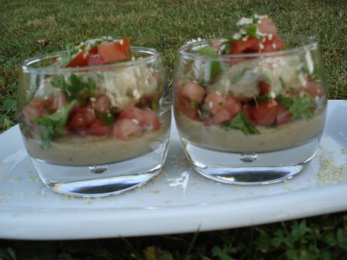 Recette facile : Verrine de caviar d'aubergine et tomate fraîche savoureuse