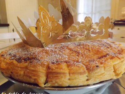 Galette des Rois Facile aux Pépites de Chocolat et Fève Tonka