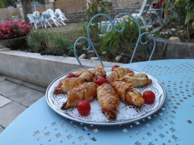 Mini-croissants hot-dog : Recette facile en 7 étapes