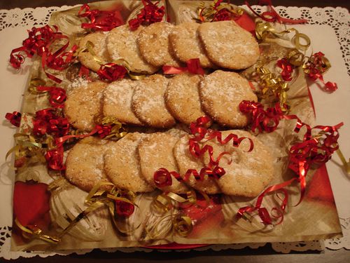 Amarettis de Noël Faciles et Savoureux - La Table de Jeanne