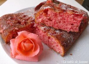 Gâteau aux pralines, tout rose, tout moelleux !!!!