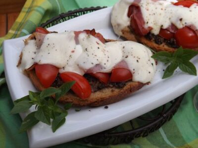 Tartine Gourmande : Recette Facile et Savoureuse avec Tapenade Noire