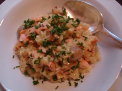Risotto safrané au saumon fumé : Recette savoureuse et facile