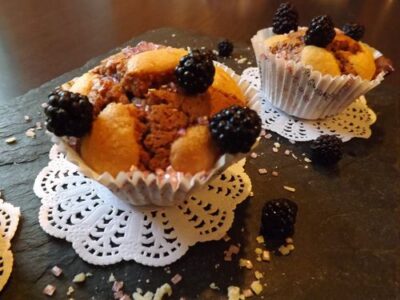 Muffins Savoureux à la Confiture de Mûres et au Citron