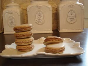 Macarons au pain d’épices et chocolat blanc