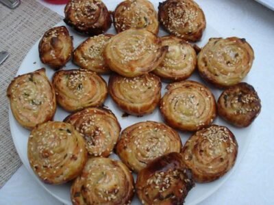 Feuilletés de saumon fumé et VQR : Recette facile et savoureuse