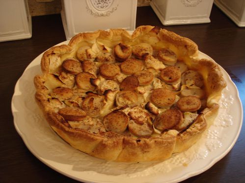 Recette Facile : Tarte au Boudin Blanc et Pommes Confit d’Oignons