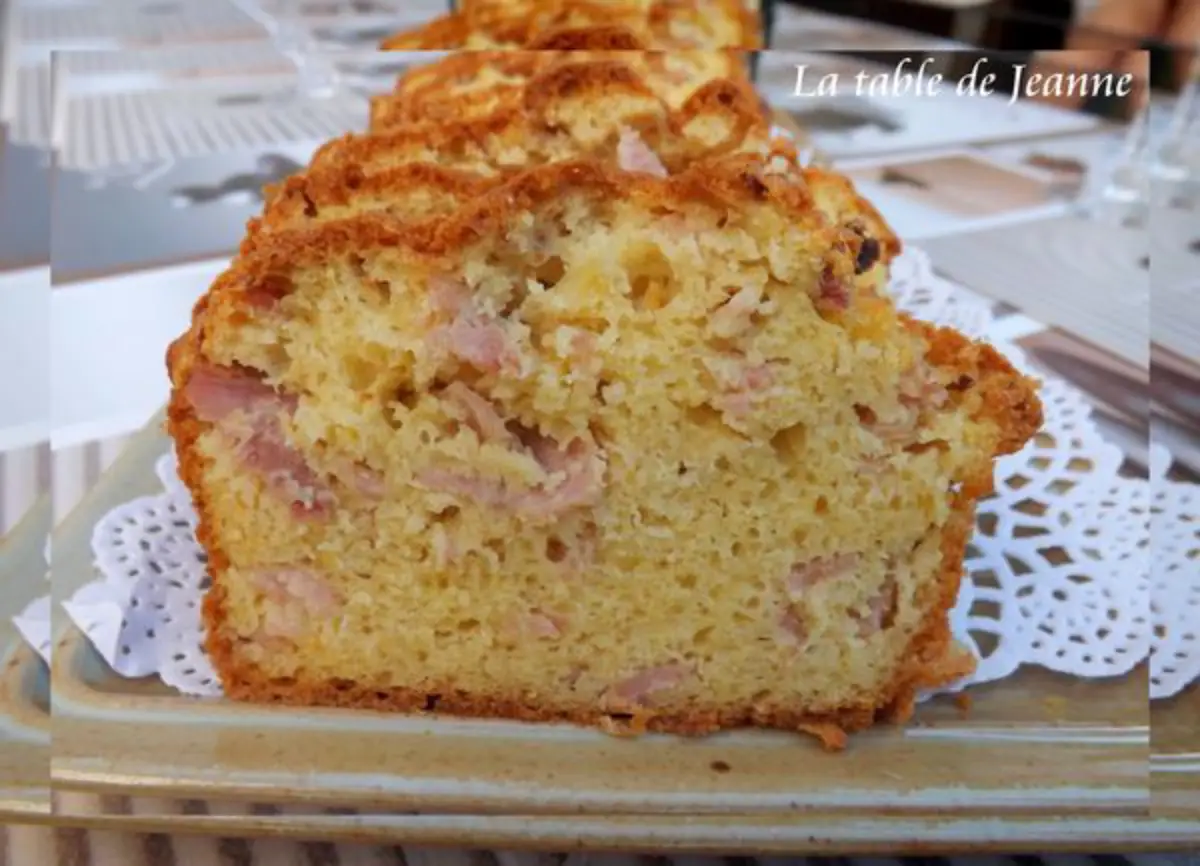Cake jambon fromage savoureux : recette facile en 5 étapes