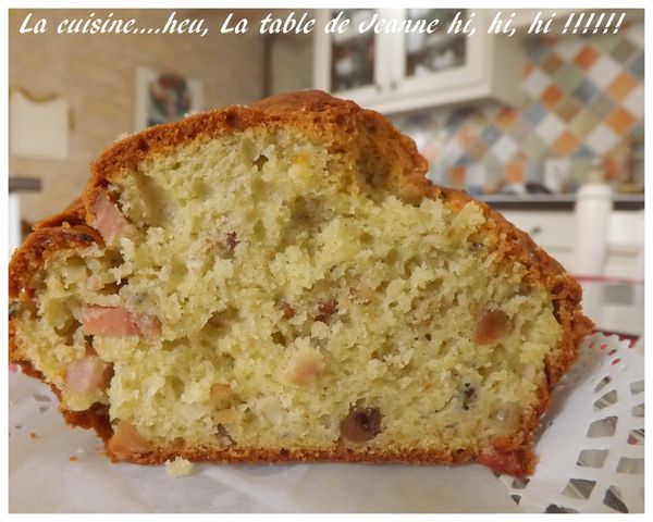 Cake au Roquefort et Lardons Fumés : Recette Facile en 11 Étapes