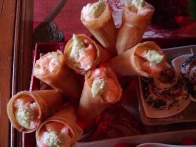 Cornets Croustillants aux Crevettes et Guacamole : Recette Facile et Savoureuse