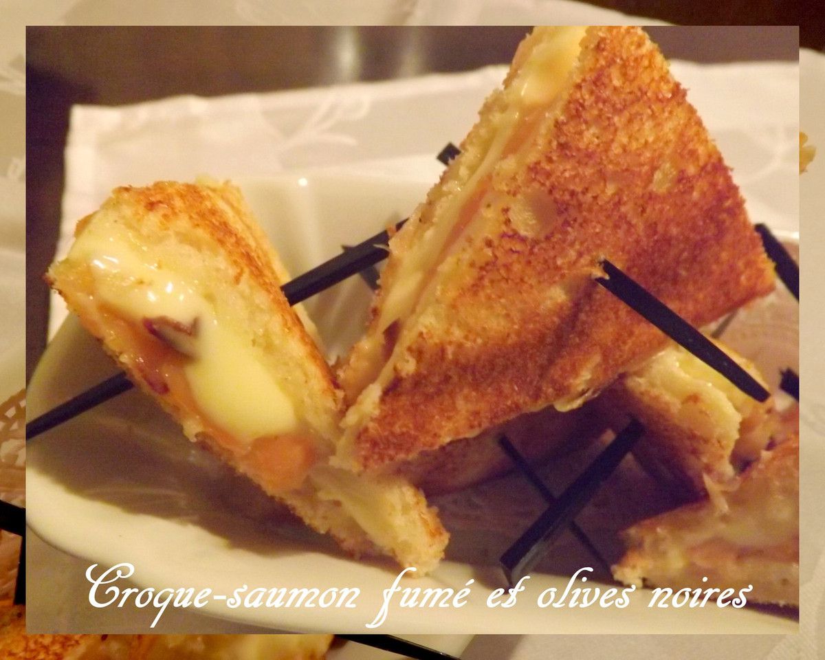 Croque-monsieur au saumon fumé et olives noires : Recette savoureuse et facile !