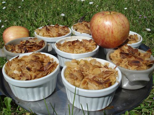 Crumble de fruits aux amandes : Recette facile et savoureuse