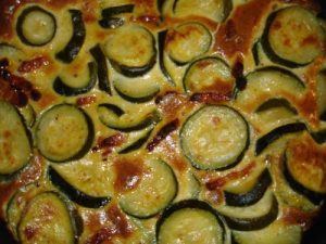 Le meilleur flan de courgettes aux lardons et piment d'Espelette en 5 étapes