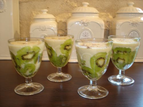 Recette facile : Ananas aux kiwis frais et savoureux