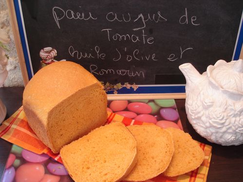 Pain au Jus de Tomate et Romarin : Recette Facile et Savoureuse