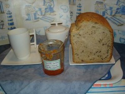 Pain aux céréales et amandes : Recette savoureuse et facile !