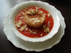 Petite île flottante au paprika et son coulis de poivron