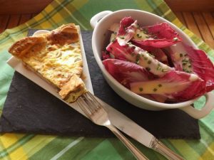 Quiche au saumon fumé, champignons, moutarde et parmesan en 8 étapes