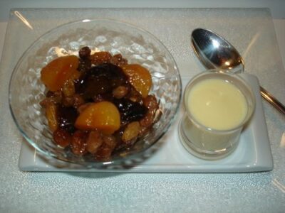 Recette facile : Salade de fruits secs avec crème anglaise citronnée