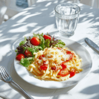 Recette Knacki Pâtes : Découvrez Comment Préparer un Plat Délicieux et Simple