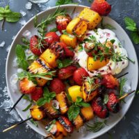 Brochettes de Fruits Grillés Dessert : Recette, Présentation et Accompagnements