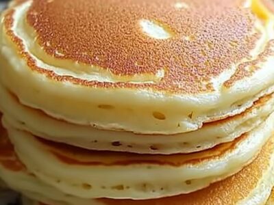 Pancakes Moelleux Faciles : Recette Express et Délicieuse
