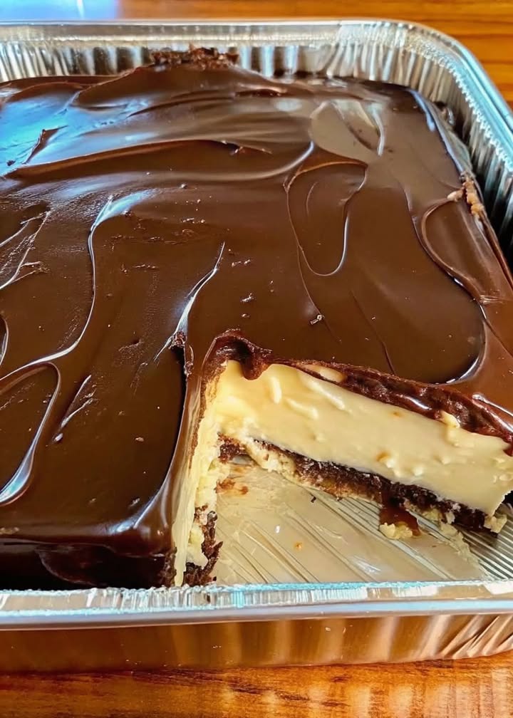 Eclair Cake Délicieux
