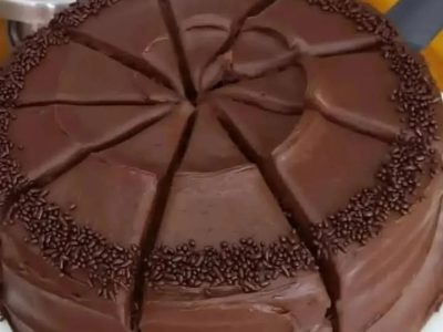 Gâteau Chocolat Fourré Facile et Irrésistible