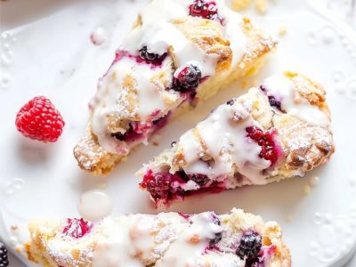 Scones Baies Glacés : La Recette Facile et Savoureuse